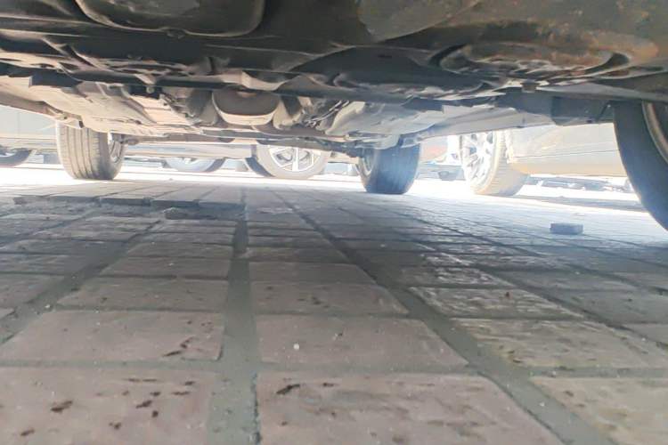 Used Volvo XC60 2012 T5 Zhiya Edition Chassis Front