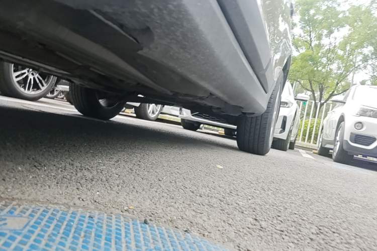 Used Volvo XC60 2012 T5 Zhiya Edition Chassis Front Left