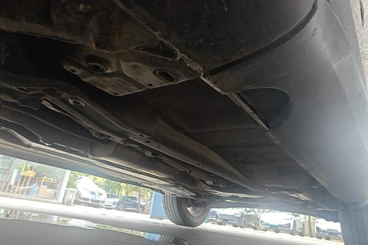 Used Volvo XC60 2012 T5 Comfort Edition Chassis Front Left