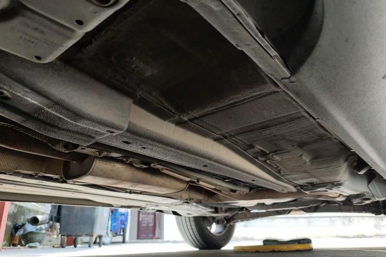 Used Volvo XC60 2012 T5 Comfort Edition Chassis Front Left