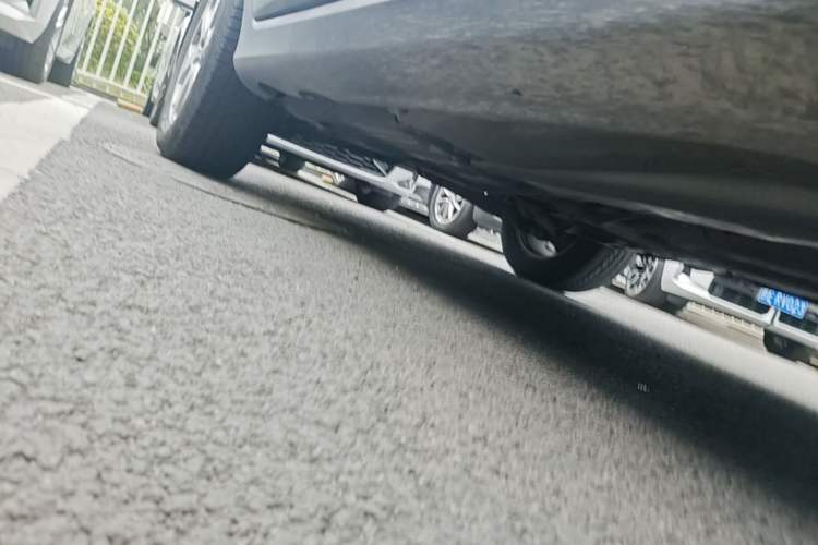 Used Volvo XC60 2012 T5 Zhiya Edition Chassis Front Right