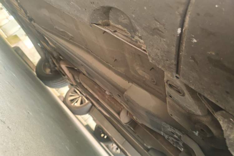 Used Volvo XC60 2012 T5 Comfort Edition Chassis Front Right