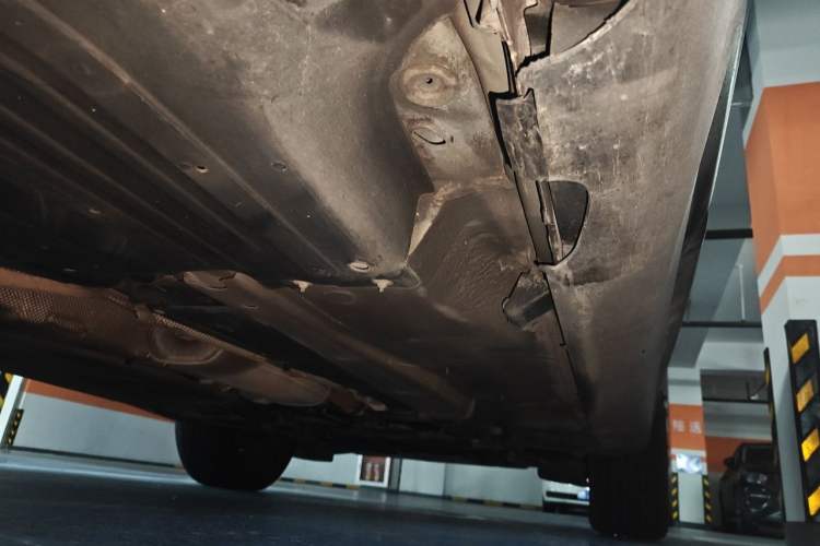 Used Volvo XC60 2012 T5 Comfort Edition Chassis Rear Right