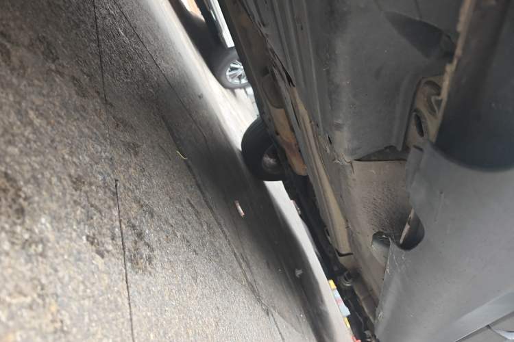 Used Volvo XC60 2012 T5 Comfort Edition Chassis Rear Right