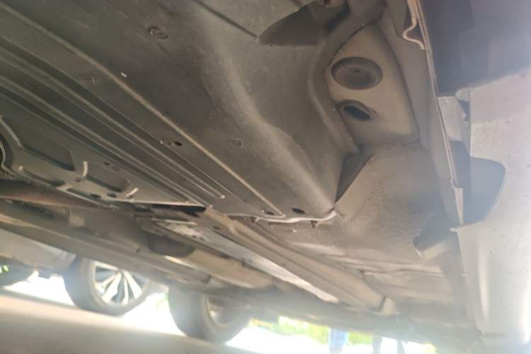 Used Volvo XC60 2012 T5 Comfort Edition Chassis Rear Right