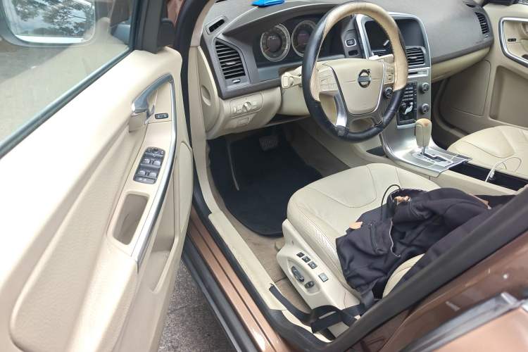Used Volvo XC60 2012 T5 Comfort Edition Driver Seat