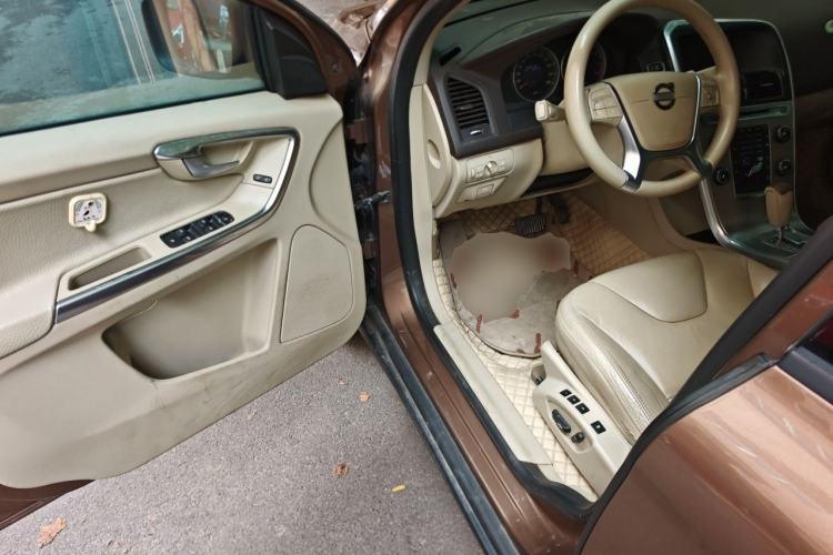 Used Volvo XC60 2012 T6 AWD Comfort Edition Driver Seat
