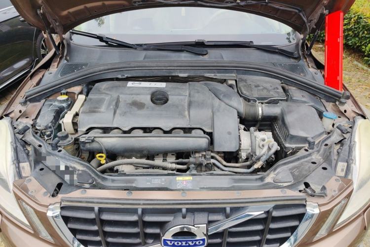 Used Volvo XC60 2012 T6 AWD Zhiya Edition Engine Bay
