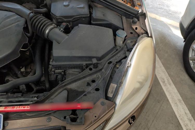 Used Volvo XC60 2012 T5 Comfort Edition Engine Bay Left
