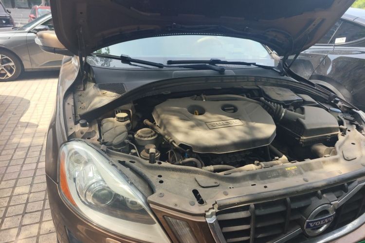 Used Volvo XC60 2012 T5 Zhiya Edition Engine Bay Right