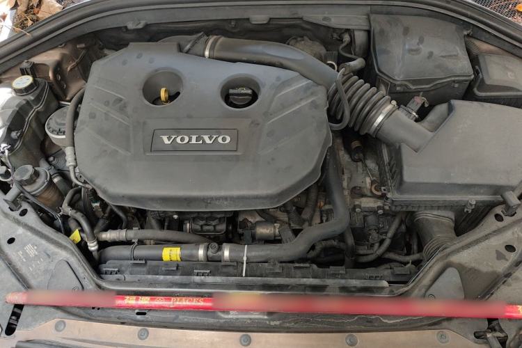 Used Volvo XC60 2012 T5 Comfort Edition Engine Bay