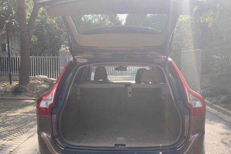 Used Volvo XC60 2012 T5 Comfort Edition Exterior 8
