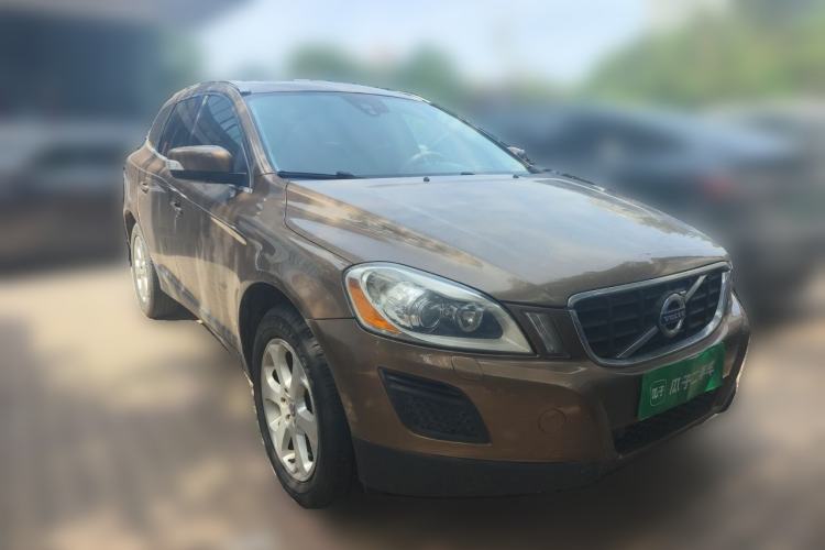 Used Volvo XC60 2012 T5 Zhiya Edition Front Right 45 Deg