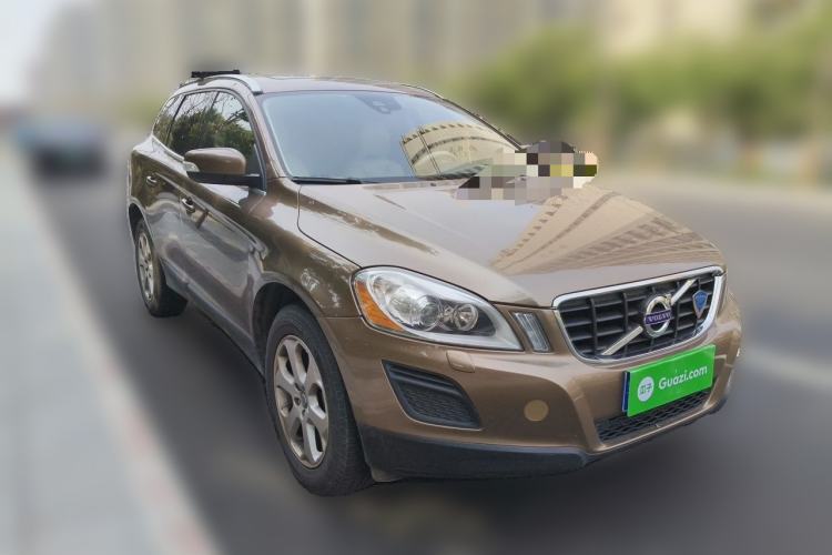 Used Volvo XC60 2012 T5 Comfort Edition Front Right 45 Deg