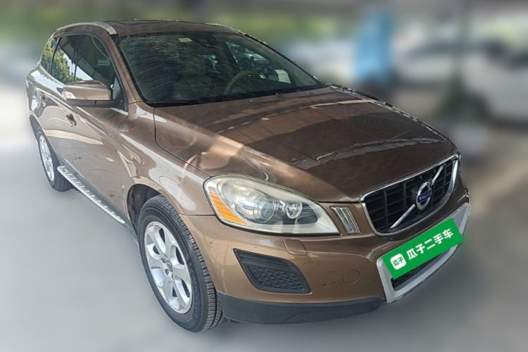 Used Volvo XC60 2012 T5 Comfort Edition Front Right 45 Deg