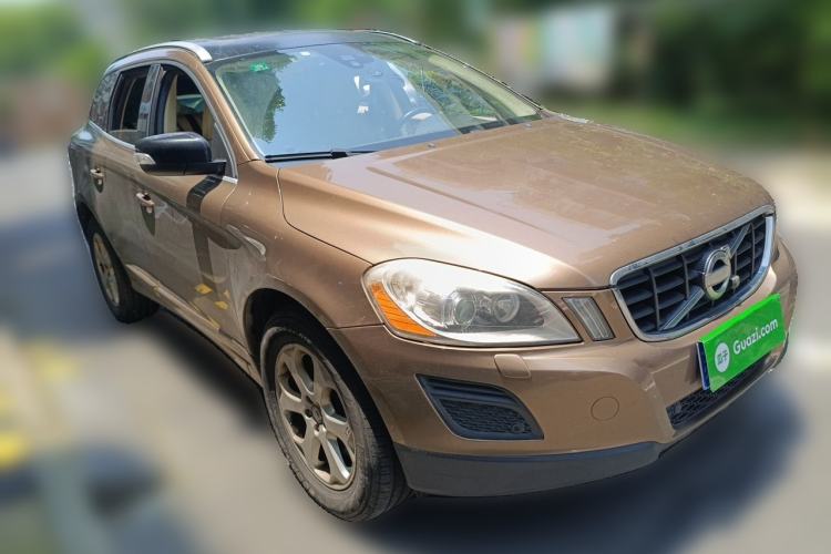 Used Volvo XC60 2012 T5 Zhiya Edition Front Right 45 Deg