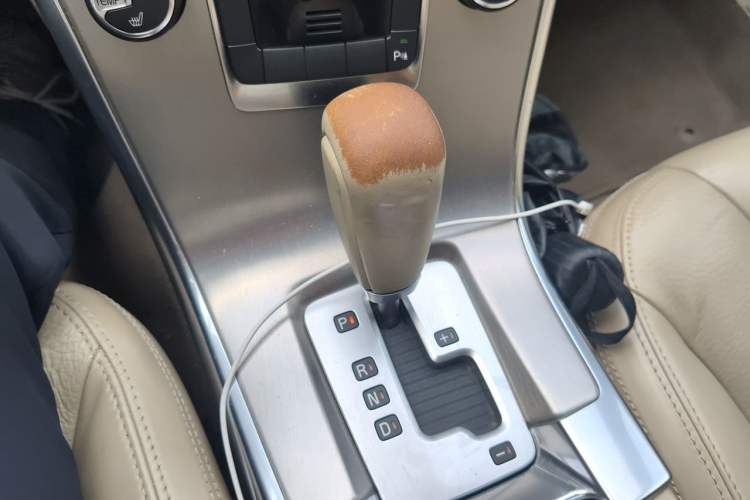 Used Volvo XC60 2012 T5 Comfort Edition Gear Lever