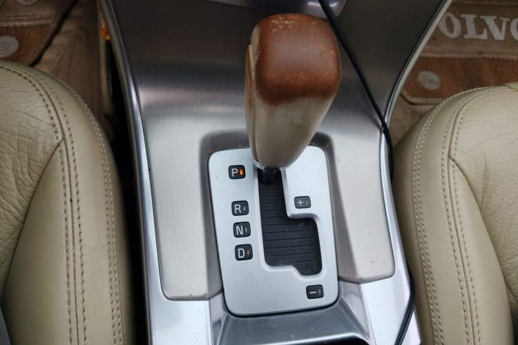Used Volvo XC60 2012 T6 AWD Zhiya Edition Gear Lever