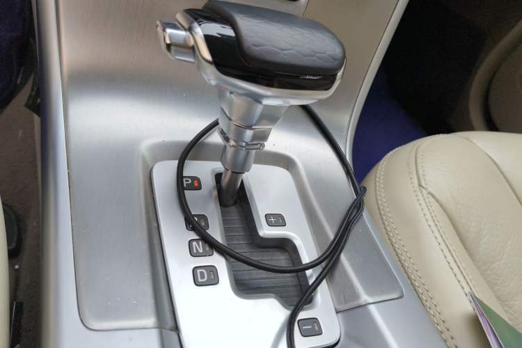 Used Volvo XC60 2012 T5 Comfort Edition Gear Lever