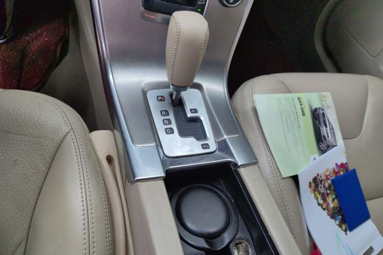 Used Volvo XC60 2012 T6 AWD Zhiya Edition Gear Lever