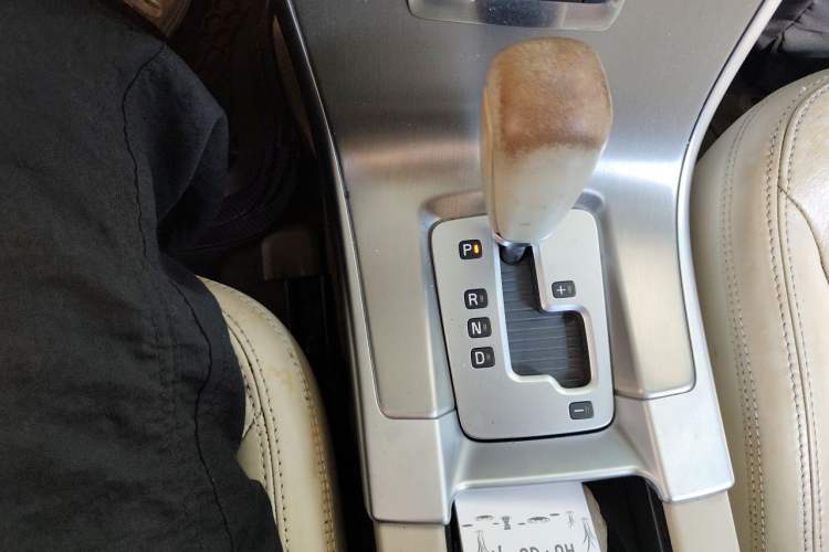 Used Volvo XC60 2012 T5 Comfort Edition Gear Lever