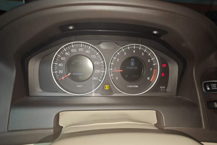 Used Volvo XC60 2012 T5 Comfort Edition Instrument Cluster