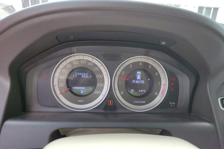 Used Volvo XC60 2012 T6 AWD Zhiya Edition Instrument Cluster