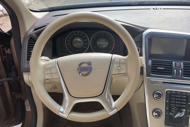 Used Volvo XC60 2012 T5 Comfort Edition Interior 1