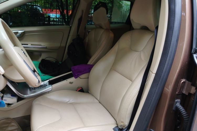 Used Volvo XC60 2012 T5 Comfort Edition Left Front Seat