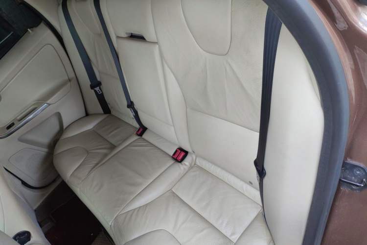 Used Volvo XC60 2012 T6 AWD Zhiya Edition Left Rear Seat