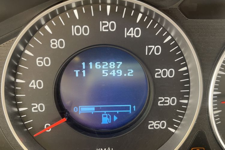 Used Volvo XC60 2012 T5 Comfort Edition Odometer Close Up