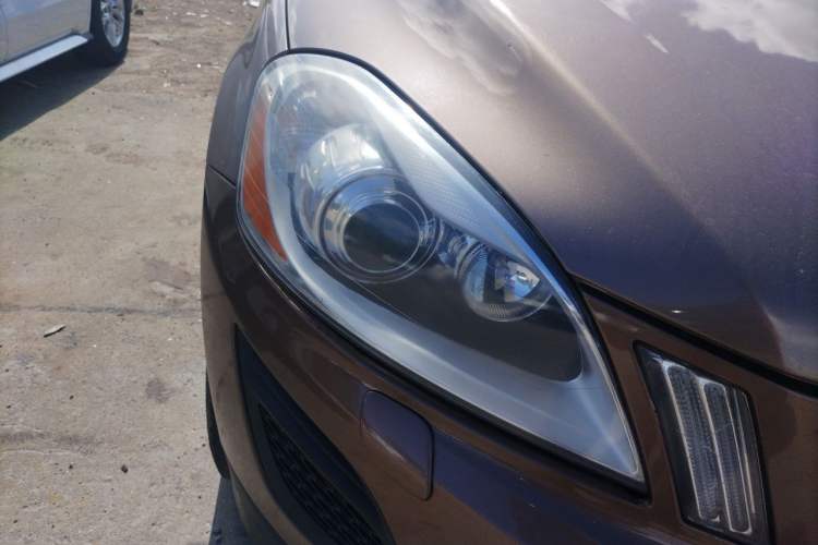 Used Volvo XC60 2012 T6 AWD Comfort Edition Right Front Headlight