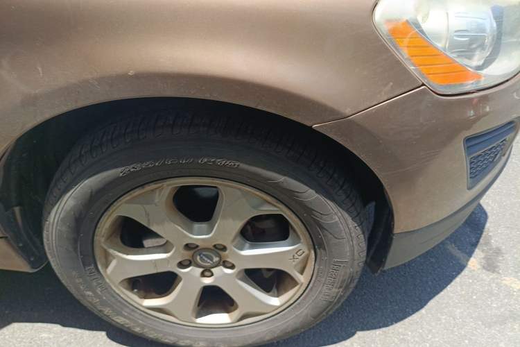 Used Volvo XC60 2012 T5 Zhiya Edition Right Front Wheel Hub