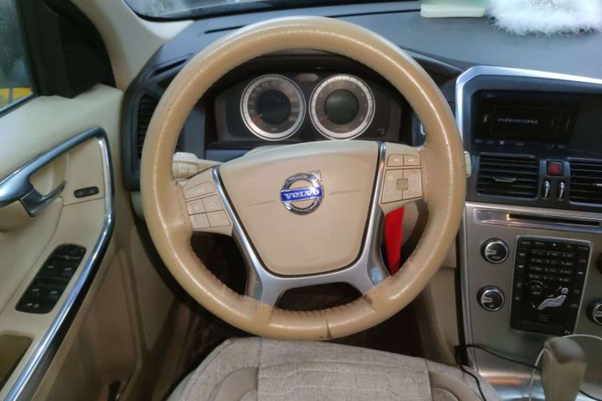 Used Volvo XC60 2012 T5 Comfort Edition Steering Wheel