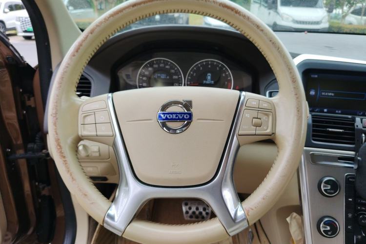 Used Volvo XC60 2012 T6 AWD Zhiya Edition Steering Wheel