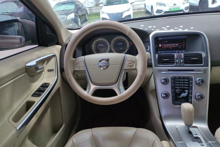 Used Volvo XC60 2012 T6 AWD Zhiya Edition Steering Wheel