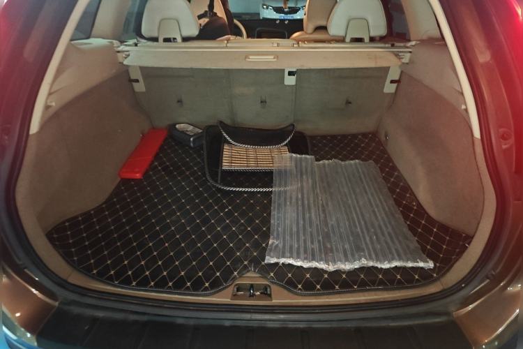 Used Volvo XC60 2012 T5 Comfort Edition Trunk