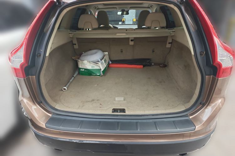 Used Volvo XC60 2012 T5 Comfort Edition Trunk