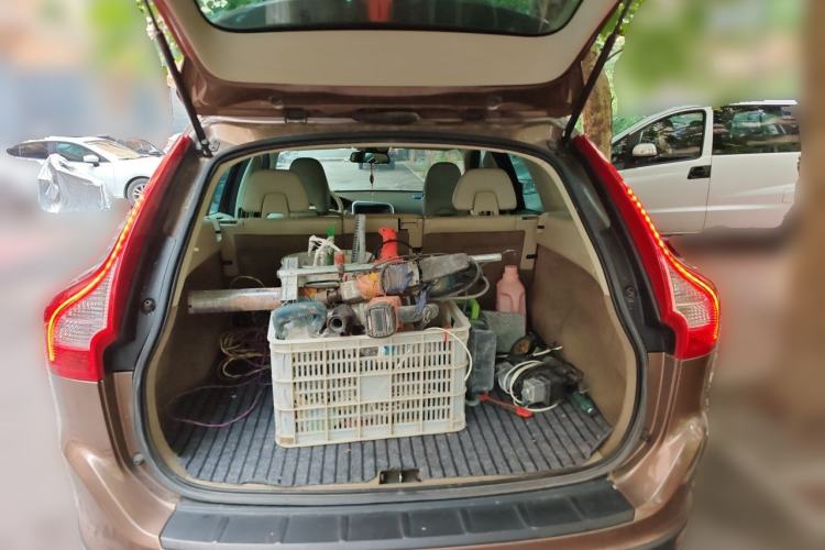Used Volvo XC60 2012 T6 AWD Comfort Edition Trunk