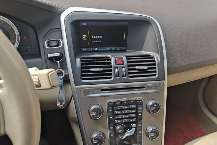 Used Volvo XC60 2012 T5 Zhiya Edition Audio And AC Panel