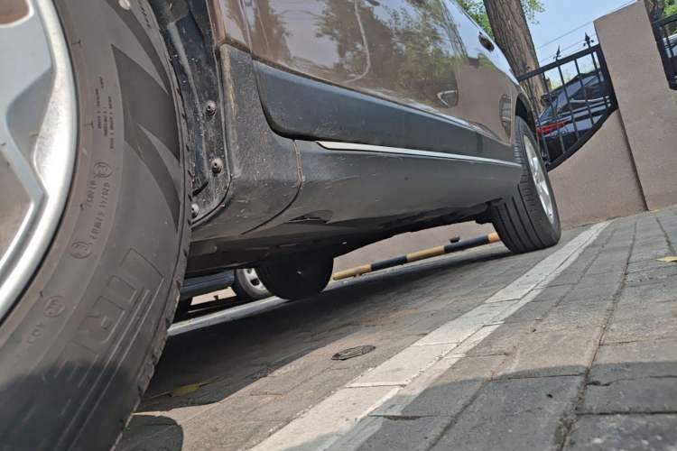 Used Volvo XC60 2012 T5 Zhiya Edition Chassis Front Left