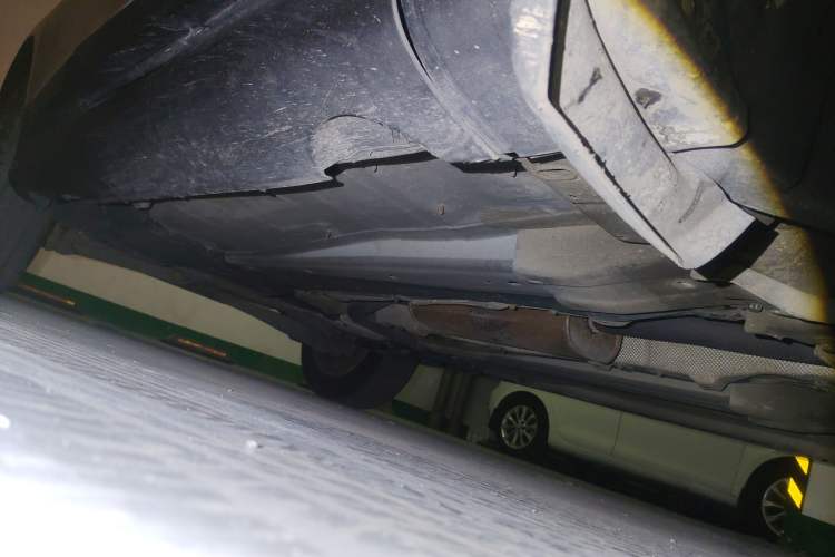 Used Volvo XC60 2012 T5 Zhiya Edition Chassis Front Right