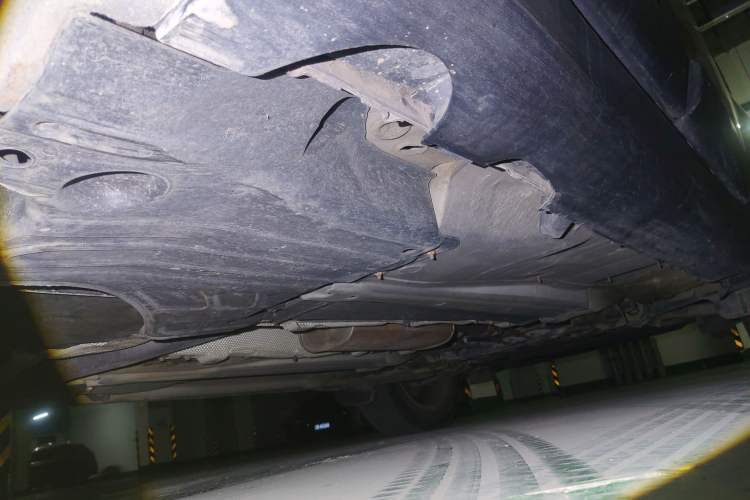 Used Volvo XC60 2012 T5 Zhiya Edition Chassis Rear Right