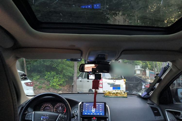 Used Volvo XC60 2012 T5 Comfort Edition Headliner