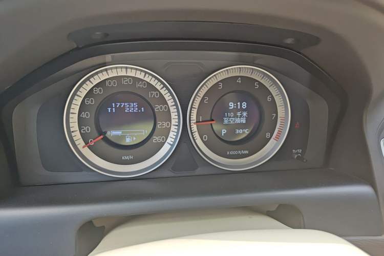 Used Volvo XC60 2012 T5 Zhiya Edition Instrument Cluster