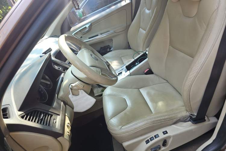 Used Volvo XC60 2012 T5 Comfort Edition Left Front Seat