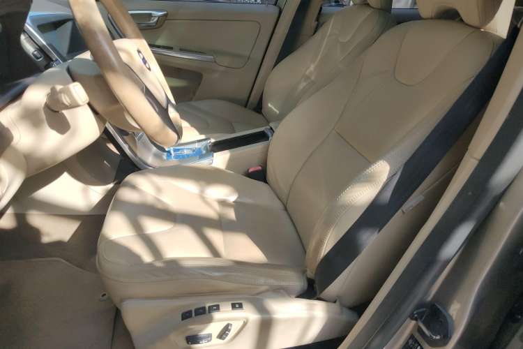 Used Volvo XC60 2012 T5 Volvo Ocean Race Commemorative Edition Left Front Seat