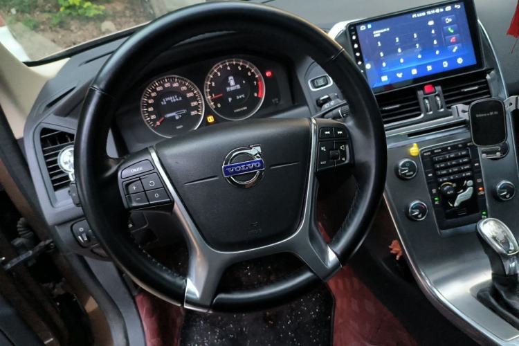 Used Volvo XC60 2012 T5 Comfort Edition Steering Wheel