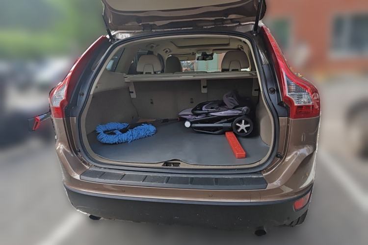 Used Volvo XC60 2012 T5 Zhiya Edition Trunk