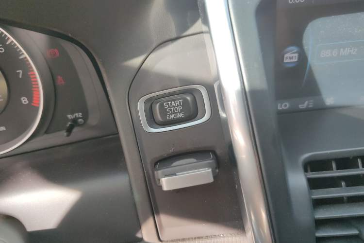 Used Volvo XC60 2012 T5 Volvo Ocean Race Commemorative Edition Vehicle Key